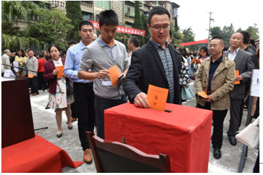 廣漢市第十八屆人民代表大會選舉 ——川交路橋選區(qū)選舉大會順利召開